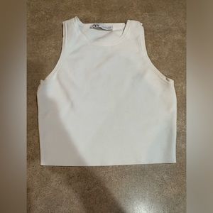 Women’s Zara cropped tank top size medium